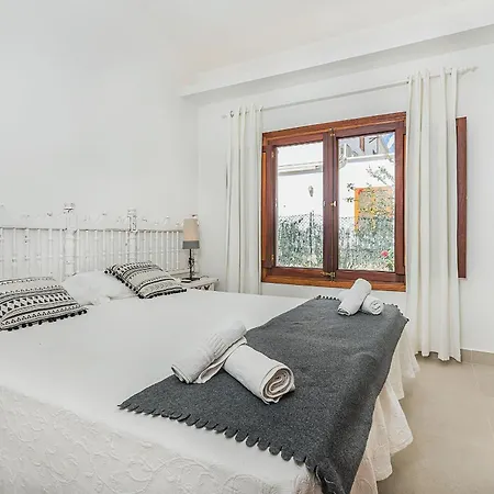 Hibiscus * Порт-де-Польєнса